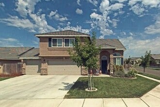Building Photo - 2601 Roberts Rd