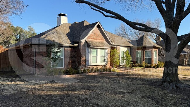 Building Photo - 18716 Sagewood Dr