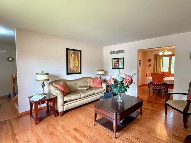 Foto del edificio - 478 Preston Cir