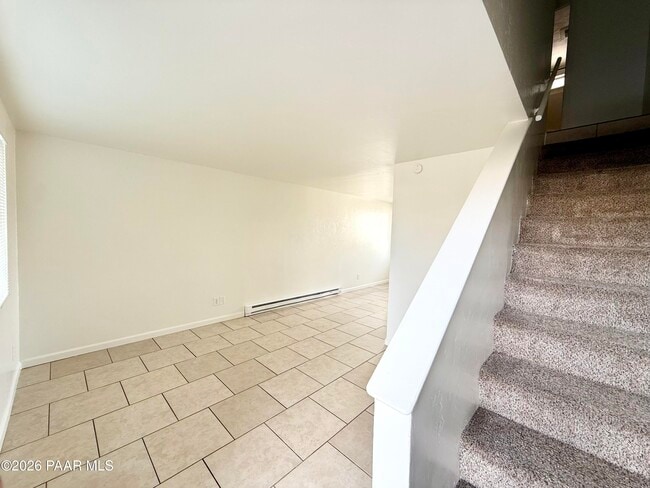 Building Photo - 3264 N Tani Rd