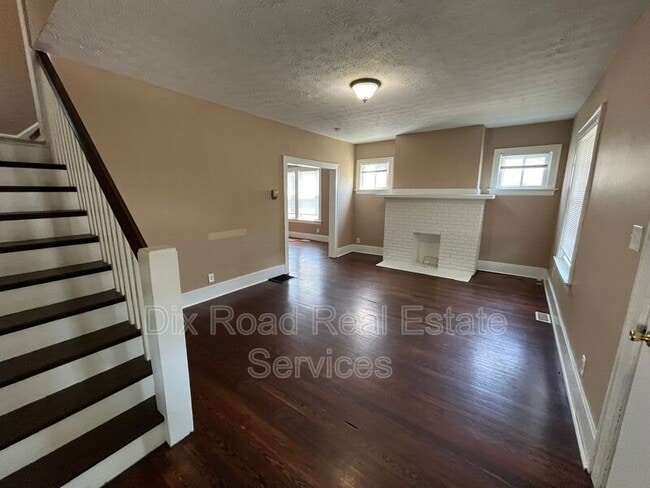 Foto del edificio - 816 Minor Ave
