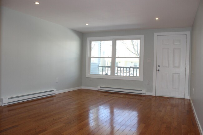 Foto del edificio - 390 Pacific Ave