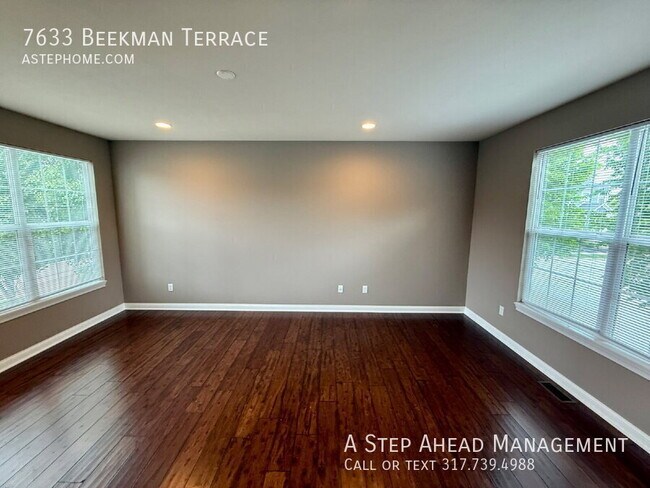 Foto del edificio - 7633 Beekman Terrace