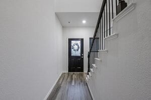 Building Photo - $750 Off First Month’s Rent with 18-Month ...