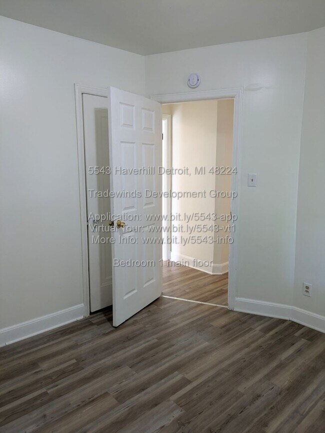 Foto del edificio - 5543 Haverhill St