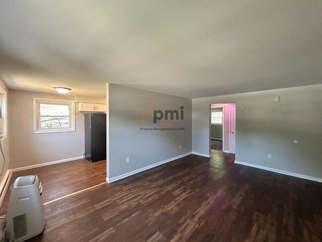 Foto del edificio - 2591 Parkview St