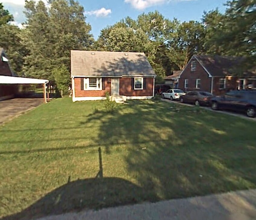 4913 Lagoona Dr, Louisville, KY 40219 House Rental in Louisville, KY