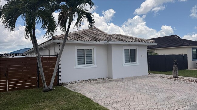 Foto del edificio - 14671 SW 114th Terrace