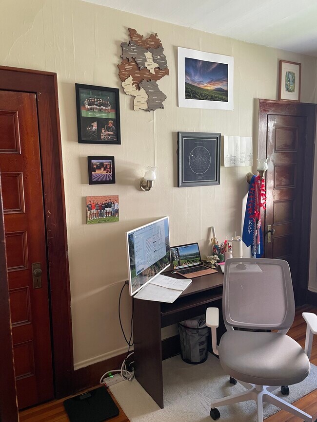 Foto del edificio - 246 Coleridge Ave
