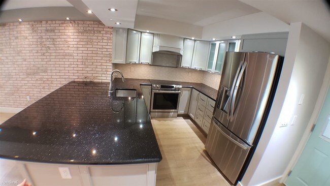 Building Photo - 3 br, 3 bath Townhome - Encourte Green