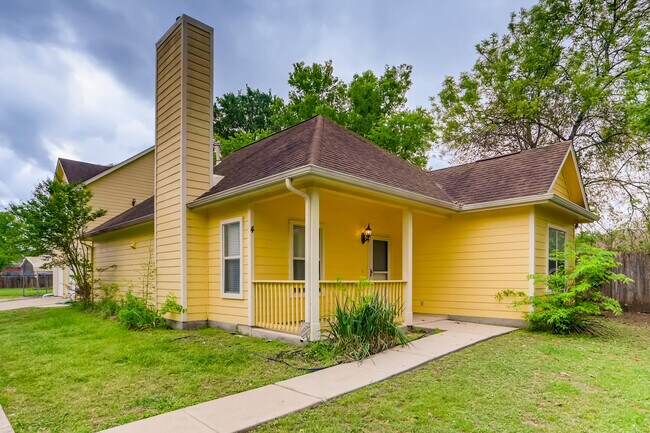 Foto del edificio - 2113 Thrasher Ln