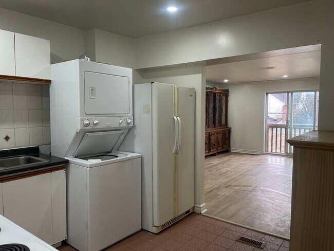 Photo du bâtiment - 700 Brock Av