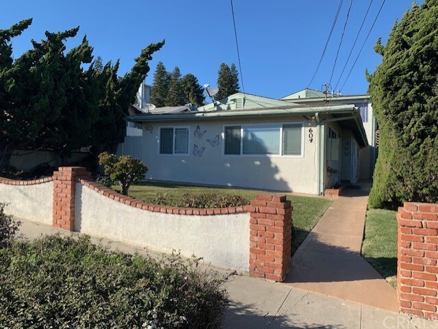 Foto principal - 604 W 38th St
