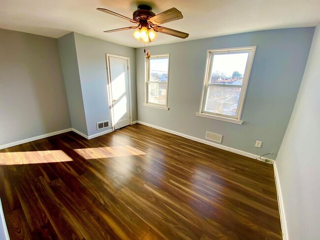 Foto del edificio - Recently Updated 3-bedroom Yale Heights Ho...