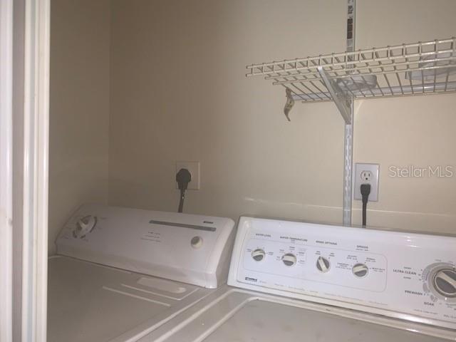 Foto del edificio - 2028 Sunset Grove Ln