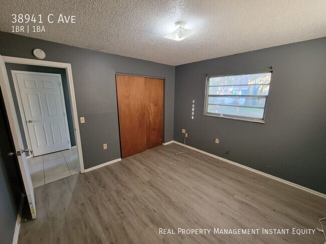 Foto del edificio - 38941 C Ave