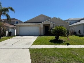 Building Photo - 12953 Los Alamitos