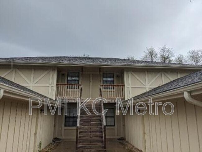 Foto del edificio - 1020 NE Lindsay Ave