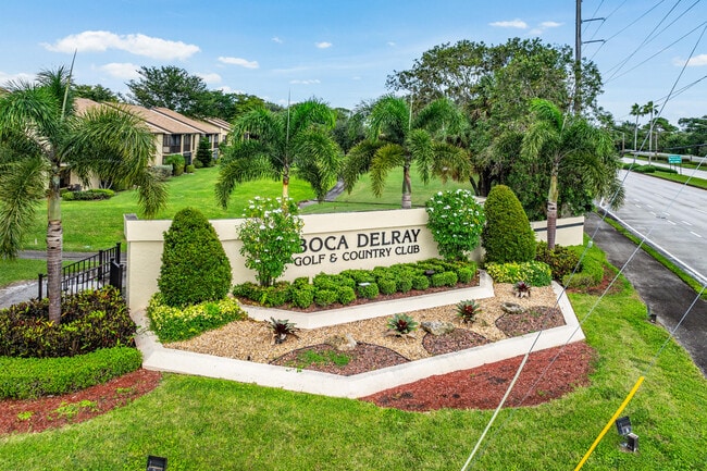 Building Photo - 5087 Oakhill Ln