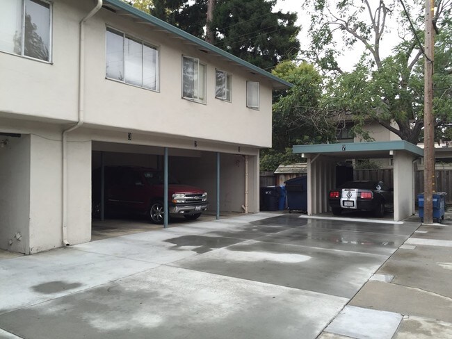 Foto del edificio - 848 Blair Avenue