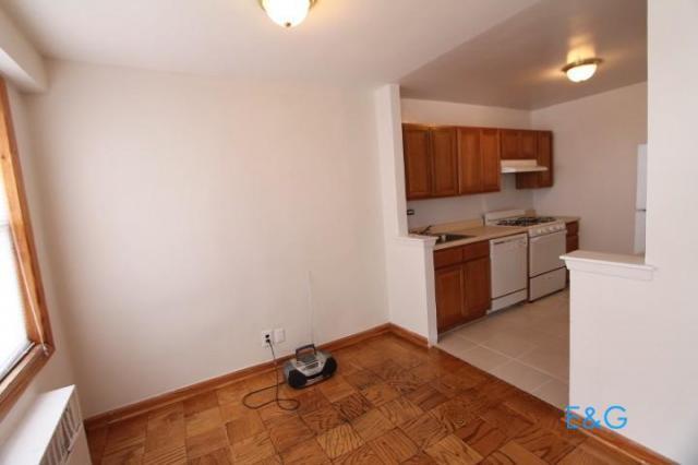 Foto del edificio - 1 bedroom in JAMAICA NY 11432