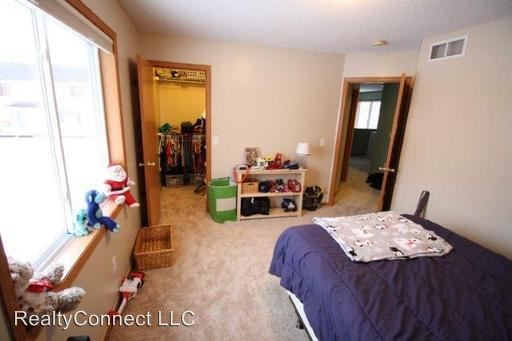 Primary Photo - 1737 Wyndam Dr