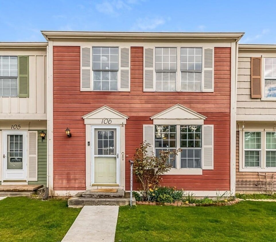 Primary Photo - Rooms for Rent in Kent - 2bedroom Townhome...