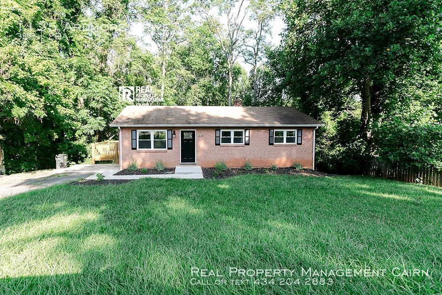 Primary Photo - 1135 Ardmore Dr
