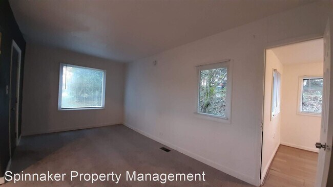 Foto del edificio - 1 br, 1 bath House - 3213 6th Ave