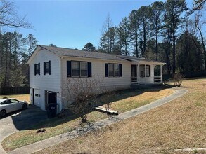 Building Photo - 3456 Davis Rd
