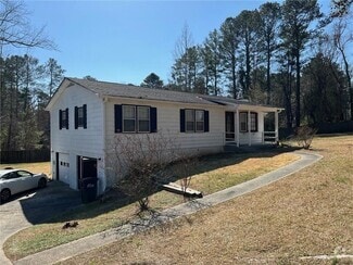 Building Photo - 3456 Davis Rd