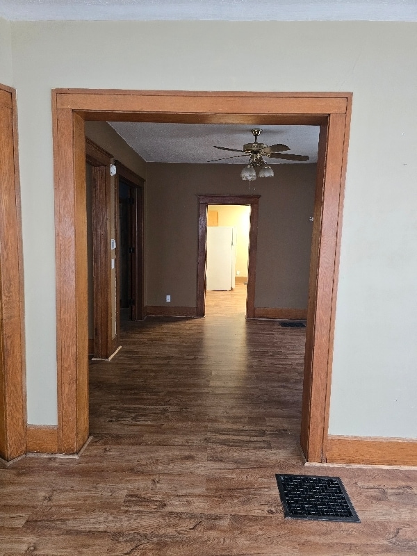 Building Photo - 308 W Maple St