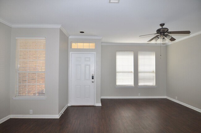 Foto del edificio - 2214 Glacier Park Ln