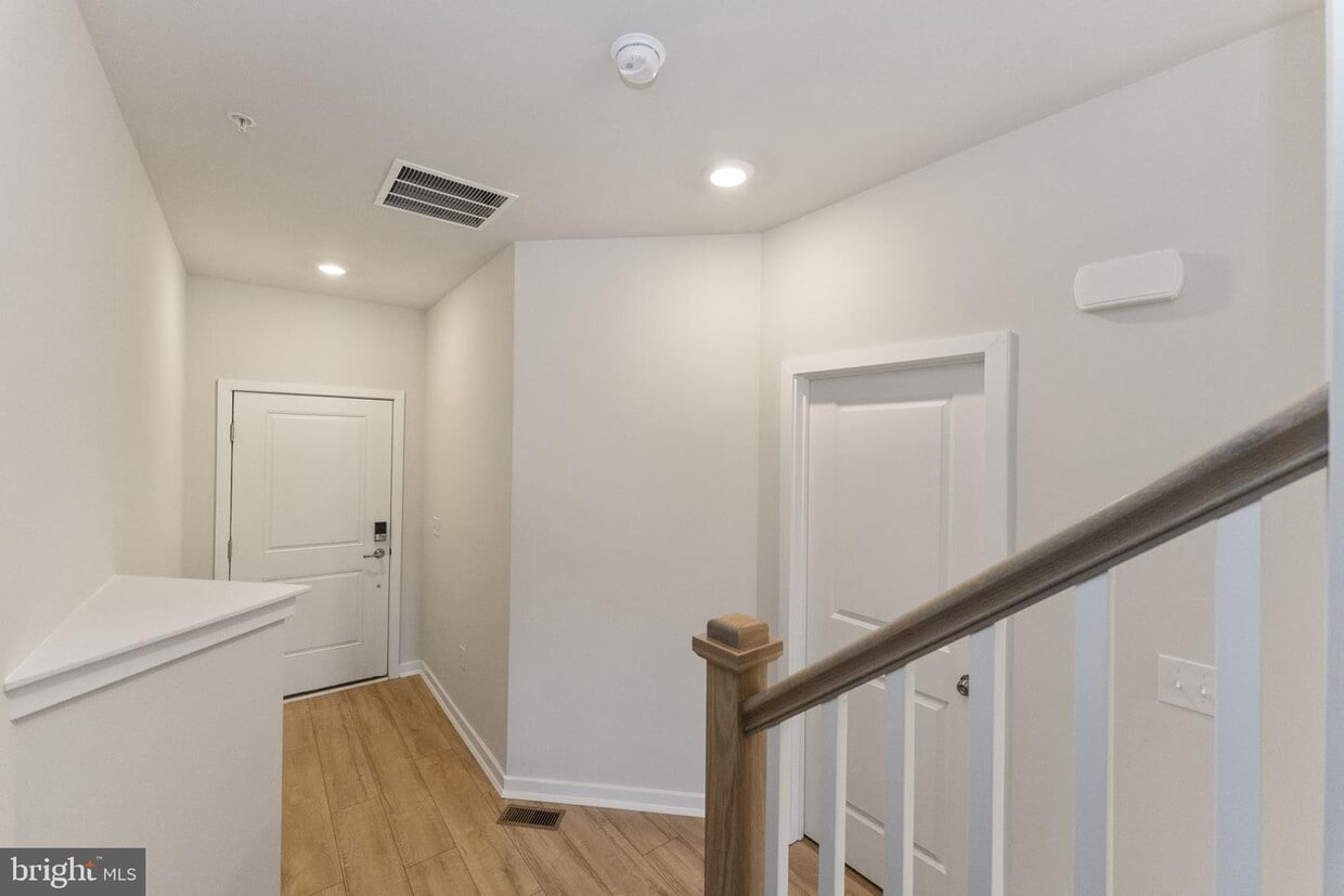 7600 Clayton Ave, Coopersburg, PA 18036 Townhome Rentals in