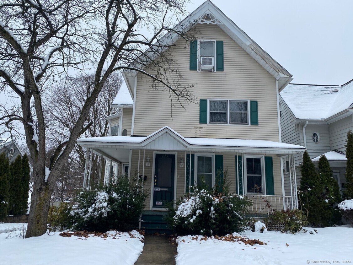Primary Photo - 230 N Main St