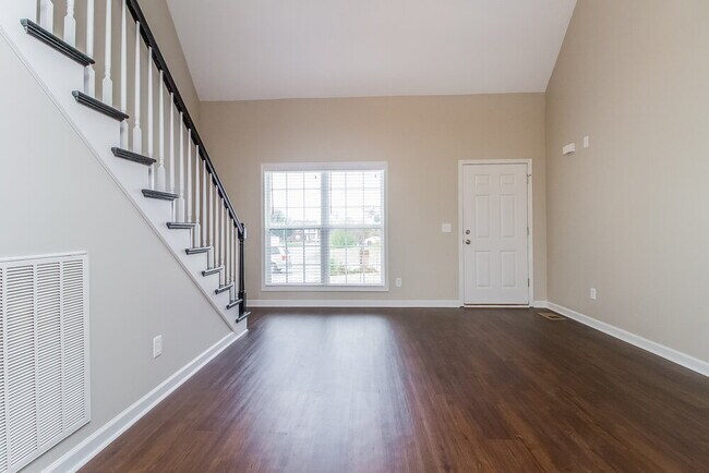 Building Photo - 3411 Wellington Pl