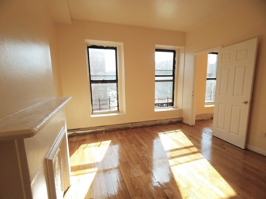 Primary Photo - 1500 Fulton St