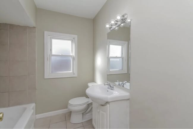 Building Photo - 9326 S 54th Ct