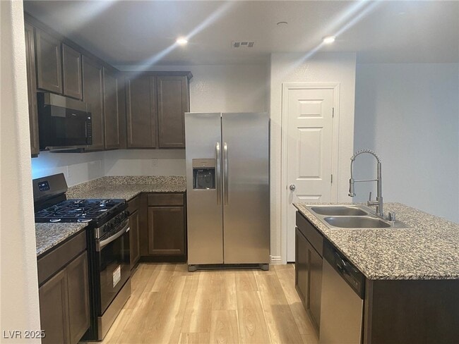 Building Photo - 4517 Dover Straight St