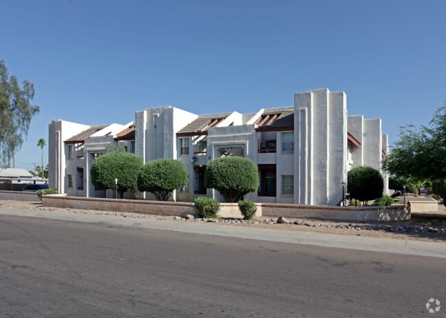 Building Photo - Silverwood Apartments