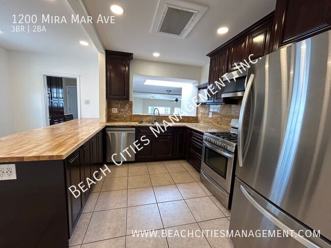Building Photo - 1200 Mira Mar Ave