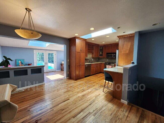 Foto del edificio - 8308 E Lehigh Dr
