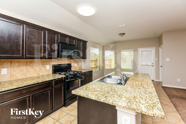 Foto del edificio - 5152 Grayson Ridge Dr