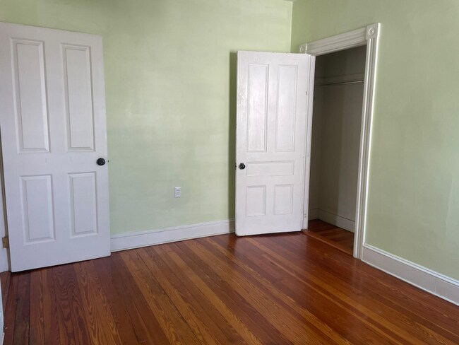 Building Photo - 6 Ellery St