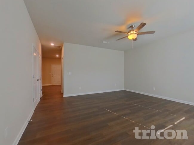 Building Photo - 114 Highland Dr