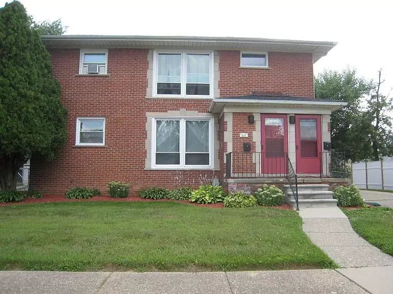 Front of the house - 531 Highland St