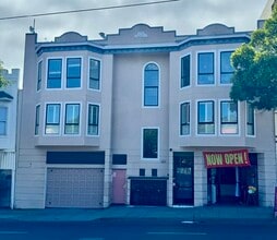 Building Photo - 5264 3rd St