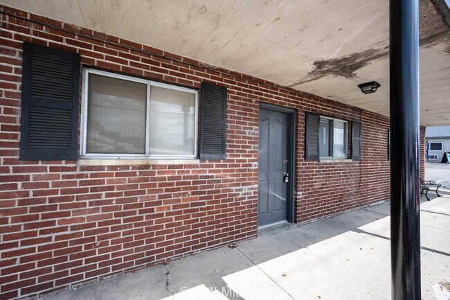 Foto del edificio - 7046 E US Hwy 36