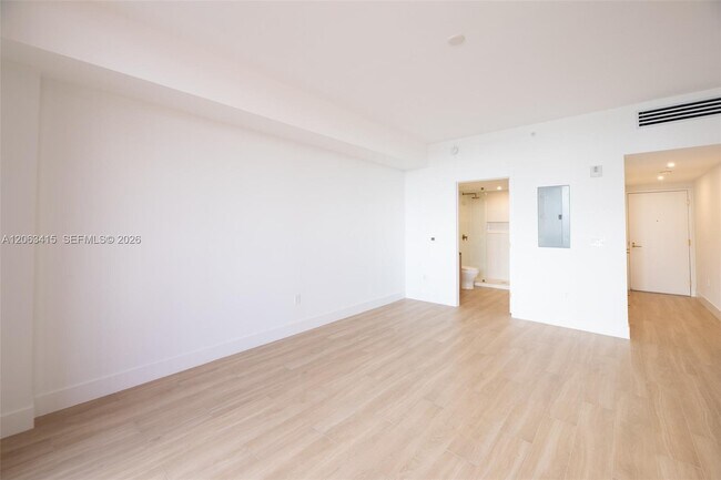 Foto del edificio - 90 NE 32nd St