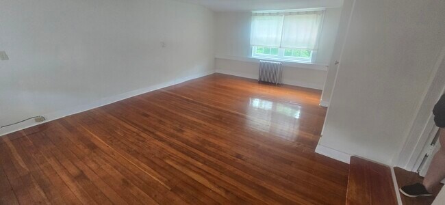 Foto del edificio - 5 Glen Rd